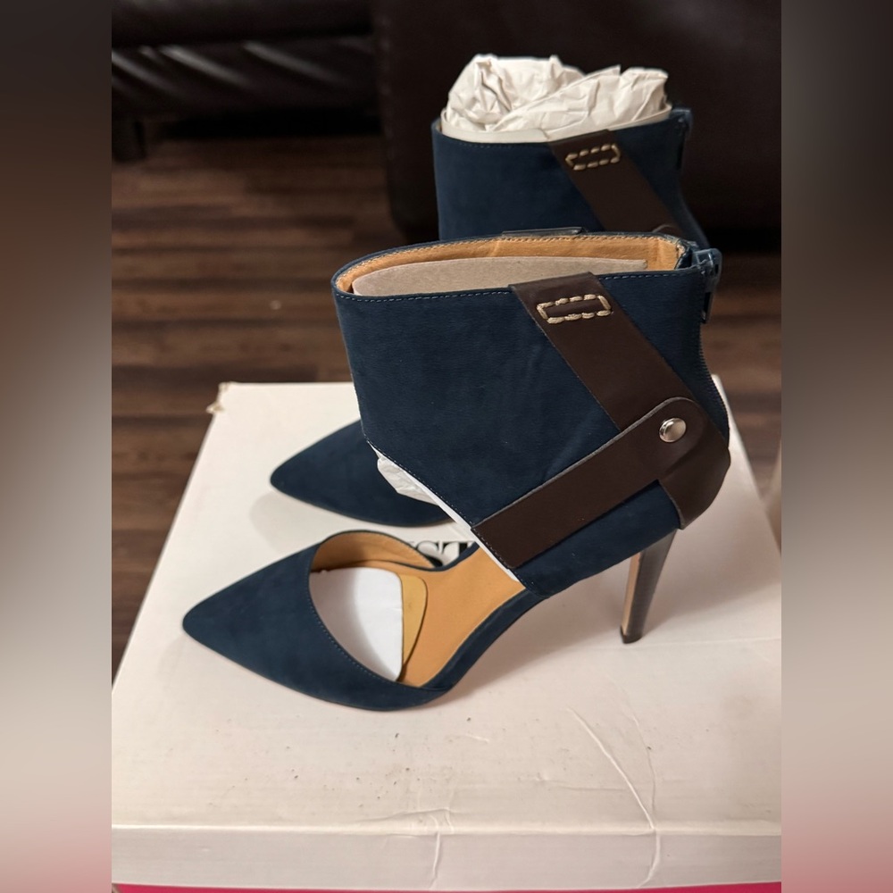 JustFab Teal Pointed Heels
